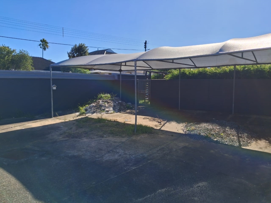 Commercial Property for Sale in Beacon Bay Eastern Cape
